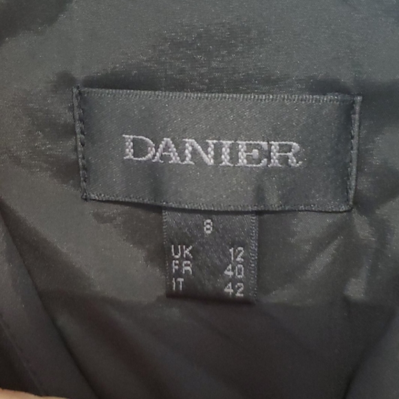 ♥️ Danier leather dress - size 8 - Picture 4 of 8